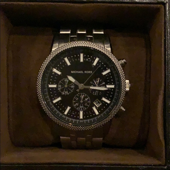 Authentic Men’s Michael Kors Watch - Picture 2 of 2
